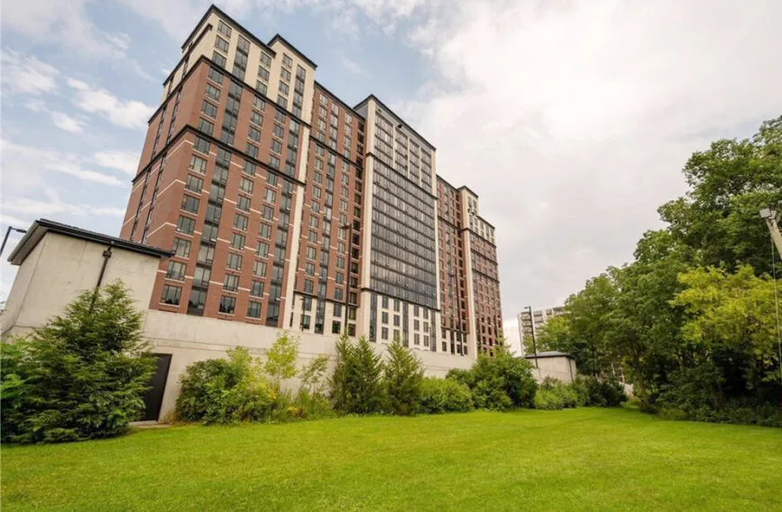 1235 Richmond St. London, Ontario